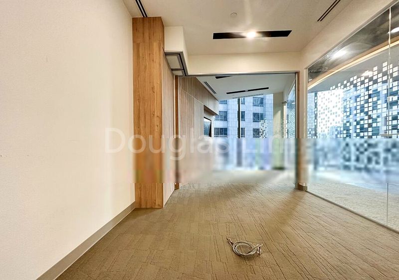 Office for Rent: Plus 2,000 Sq Ft Office/Shop on Main Street, Downtown Complex - Image 1