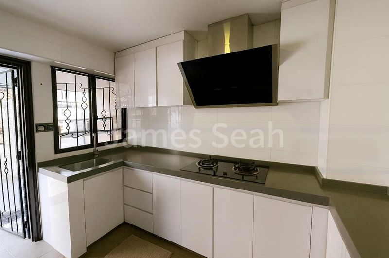 4 Bed Corner Terrace (Landed) for Sale in  Jalan Tani - Image 10