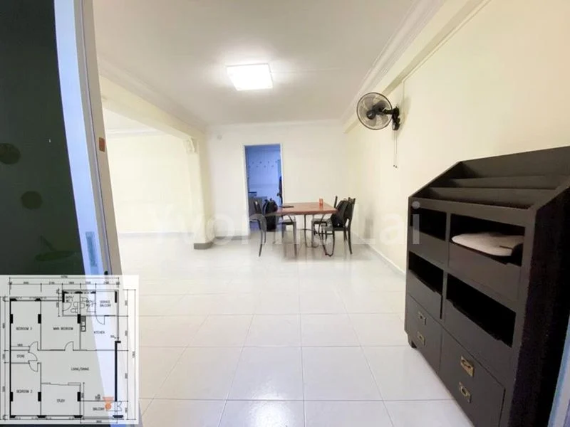 5 Room (5I) HDB for Rent in  842F Tampines Street 82 - Image 4