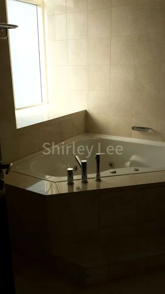 4 Bed Condo for Rent in  Orchard Scotts - Image 5