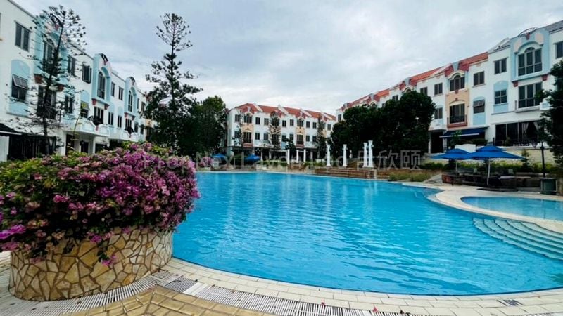 Master Room (Condo) for Rent in  D'manor - Image 6