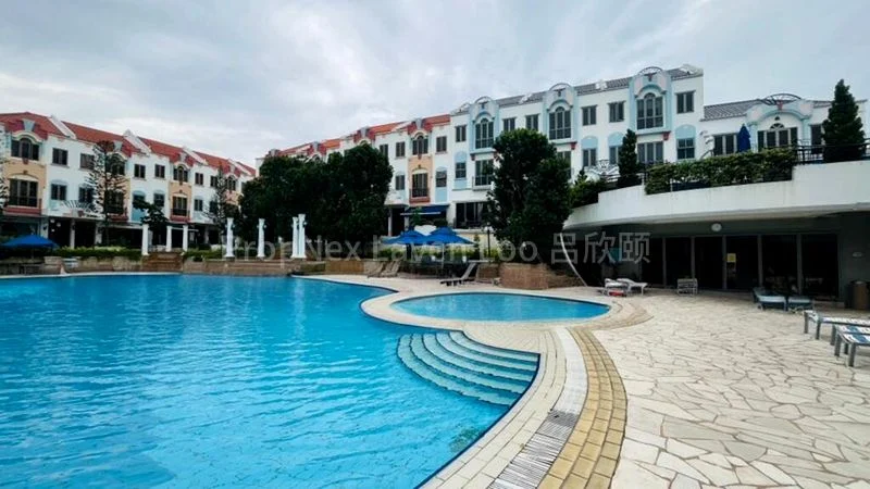 Master Room (Condo) for Rent in  D'manor - Image 5