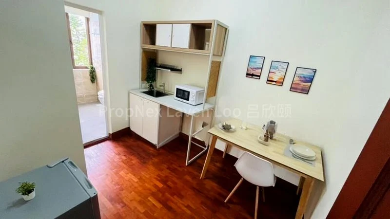 Master Room (Condo) for Rent in  D'manor - Image 9