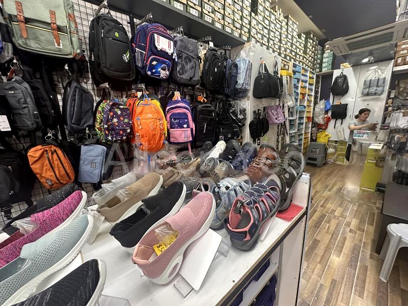 Shop / Shophouse for Rent: Ang Mo Kio Central 1 Shophouse - Image 1