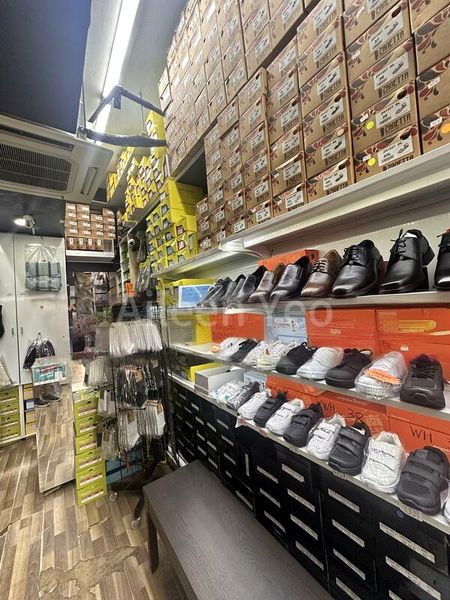 Shop / Shophouse for Rent: Ang Mo Kio Central 1 Shophouse - Image 6