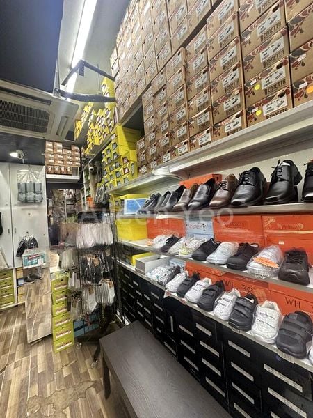 Shop / Shophouse for Rent: Ang Mo Kio Central 1 Shophouse - Image 2