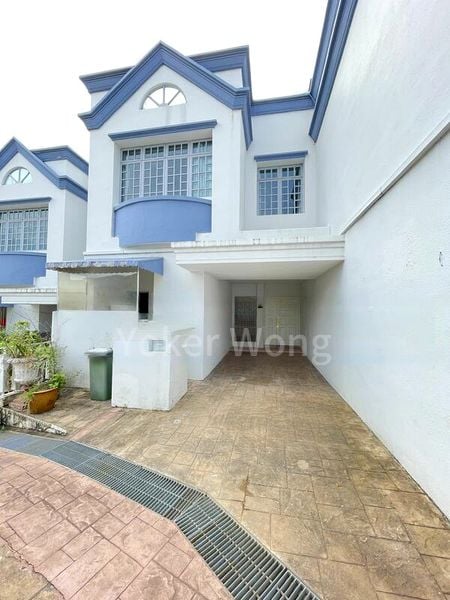3 Bed Cluster House (Landed) for Rent in  Chancery Grove - Image 1