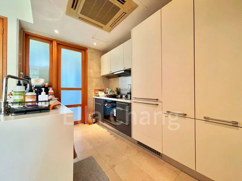 2 Bed Condo for Sale in  Draycott Eight - Image 6