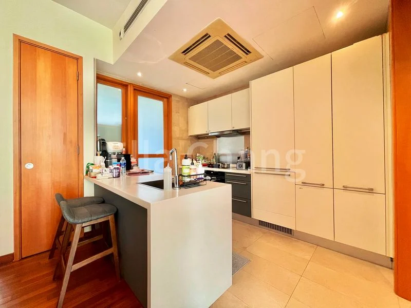 2 Bed Condo for Sale in  Draycott Eight - Image 4