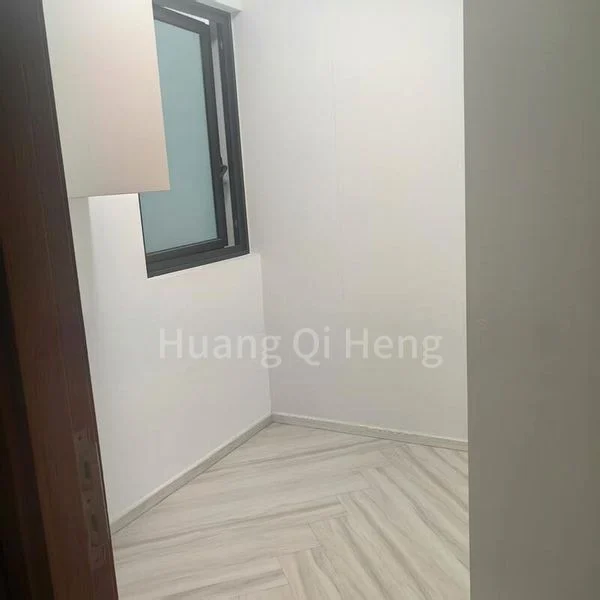 Common Room (Condo) for Rent in  Kingsford Waterbay - Image 6