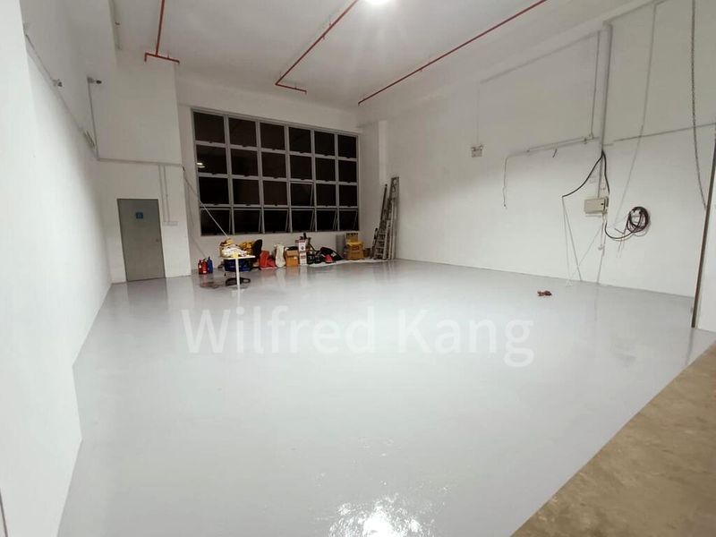 Light Industrial (B1) for Rent: Eldix - Image 6