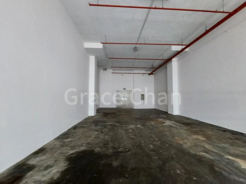 TG Building: Light Industrial (B1) for Rent - Image 10