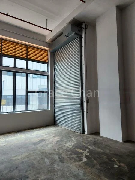 TG Building: Light Industrial (B1) for Rent - Image 3