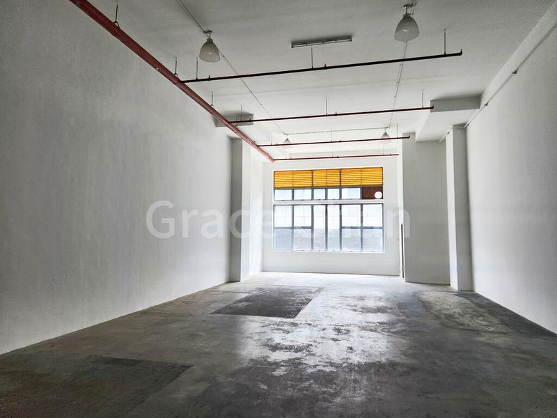 TG Building: Light Industrial (B1) for Rent - Image 12