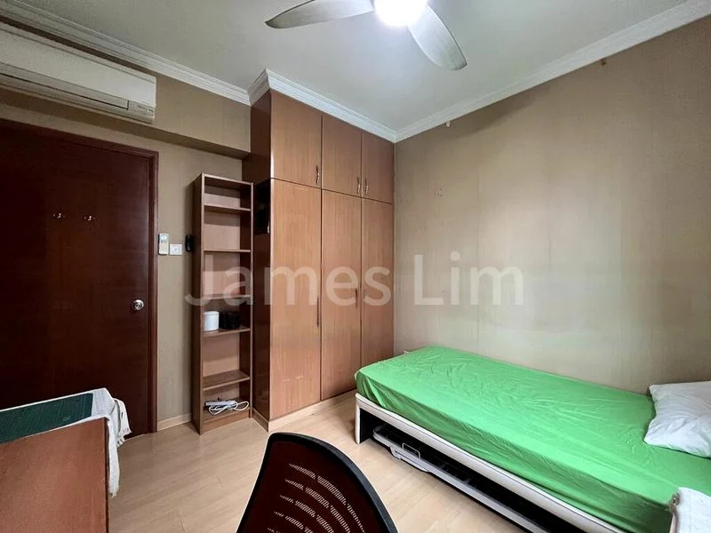 Room (Condo) for Rent in  Rivervale Crest - Image 3