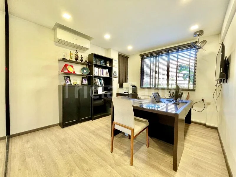 Executive HDB for Rent in  497D Tampines Street 45 - Image 11