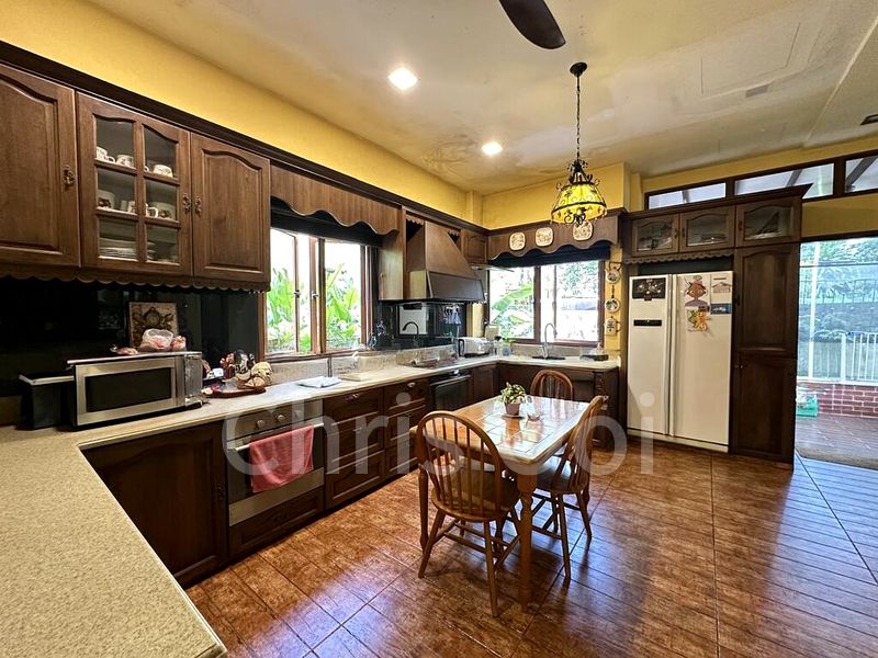 6 Bed Semi-Detached House (Landed) for Sale in  Sembawang Straits Estate - Image 6