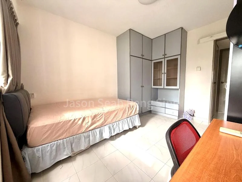 Common Room (HDB) for Rent in  861 Tampines Avenue 5 - Image 5