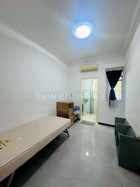 Common Room (Condo) for Rent in  Loyang Villas - Image 5