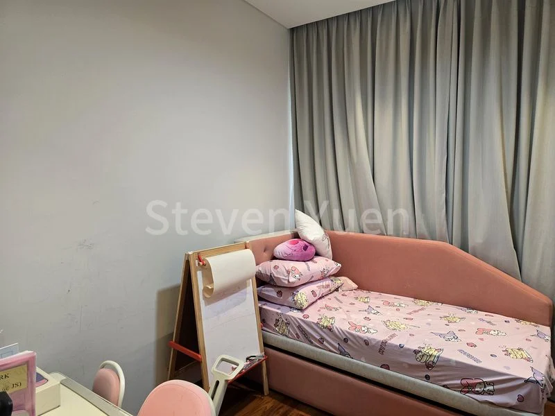 4 Bed Terraced House (Landed) for Sale around  Lorong Stangee - Image 2