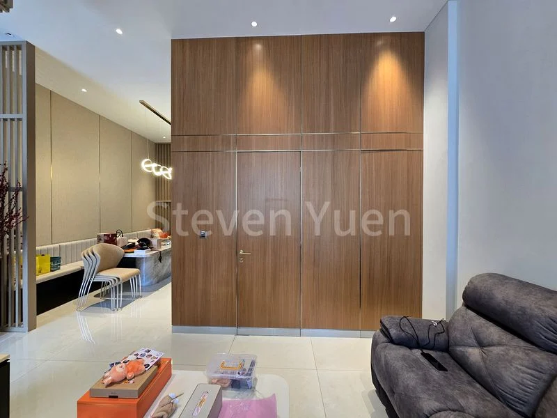 4 Bed Terraced House (Landed) for Sale around  Lorong Stangee - Image 3