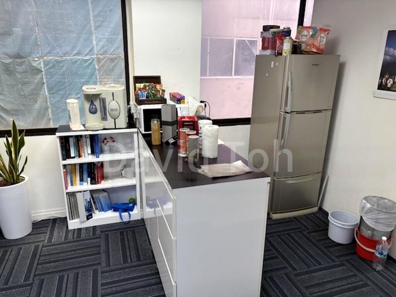 Office for Rent: Tong Eng Building - Image 3