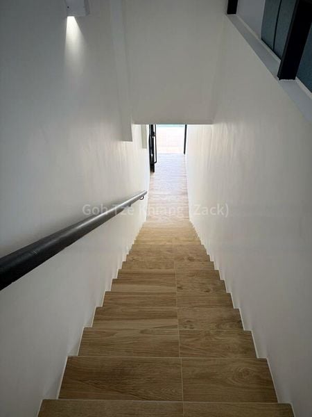 3 Bed Terraced House (Landed) for Rent in  Duku Road - Image 4