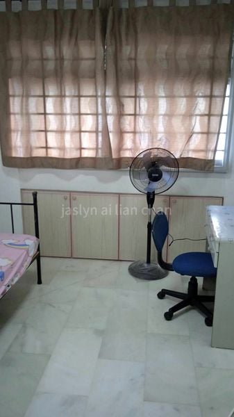 Common Room (HDB) for Rent in  147 Pasir Ris Street 13 - Image 3