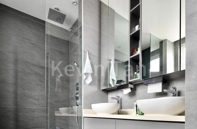 4 Bed Terraced House (Landed) for Sale in Still Road - Image 1