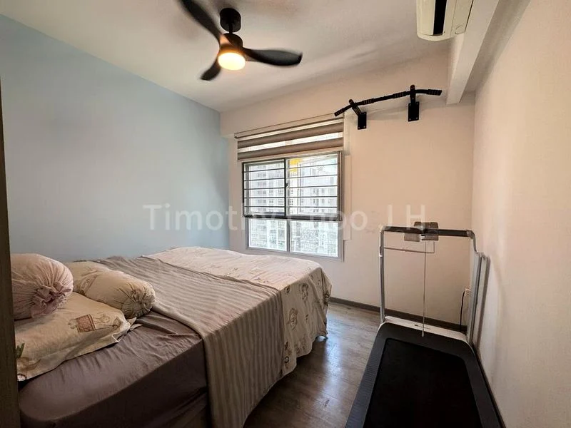 4 Room (4A) HDB for Sale in  409C Northshore Drive - Image 4