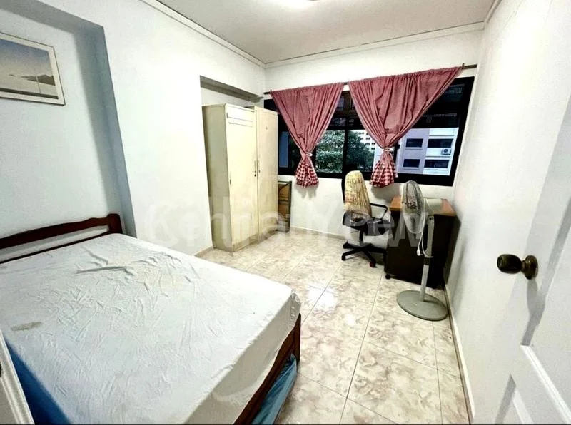 Common Room (HDB) for Rent in  640 Jurong West Street 61 - Image 1