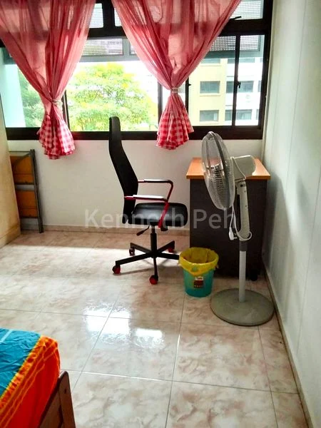 Common Room (HDB) for Rent in  640 Jurong West Street 61 - Image 4