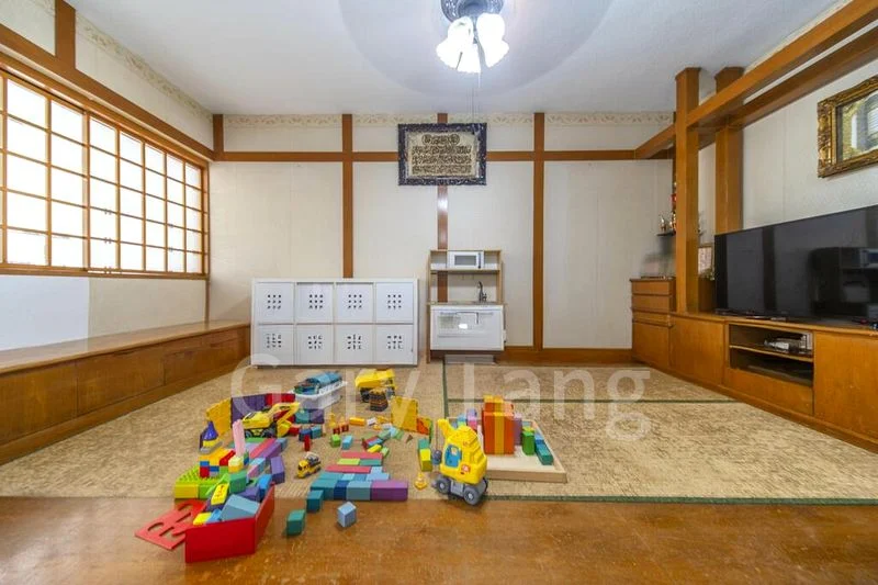 5 Bed Terraced House (Landed) for Sale in  Clementi Avenue 3 - Image 4