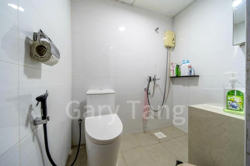 5 Bed Terraced House (Landed) for Sale in  Clementi Avenue 3 - Image 17