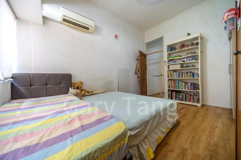 5 Bed Terraced House (Landed) for Sale in  Clementi Avenue 3 - Image 12