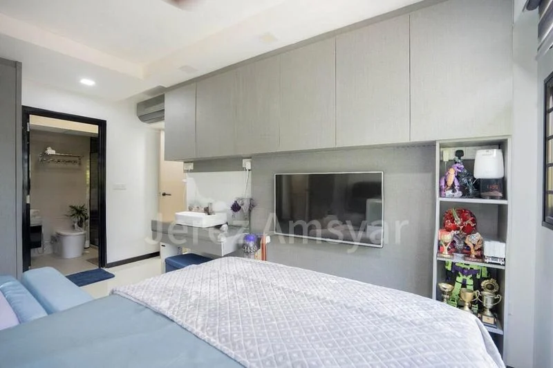5 Room (5I) HDB for Sale in  605D Tampines Street 61 - Image 3