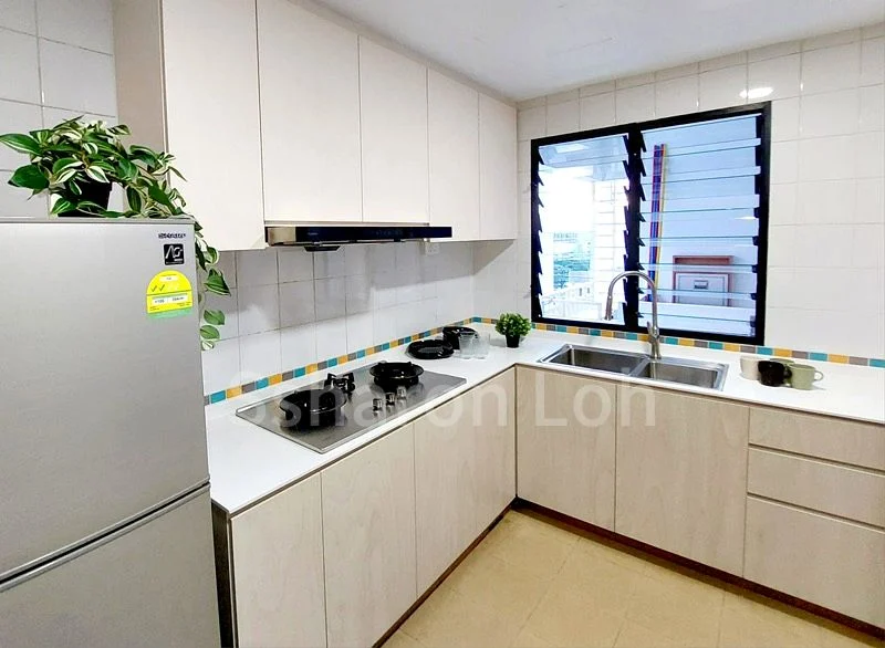 Common Room (Condo) for Rent in Woodsvale - Image 6