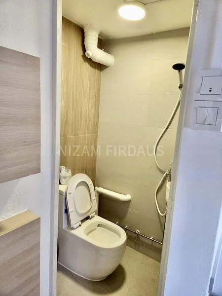 Common Room (HDB) for Rent in  8 Jalan Kukoh - Image 2