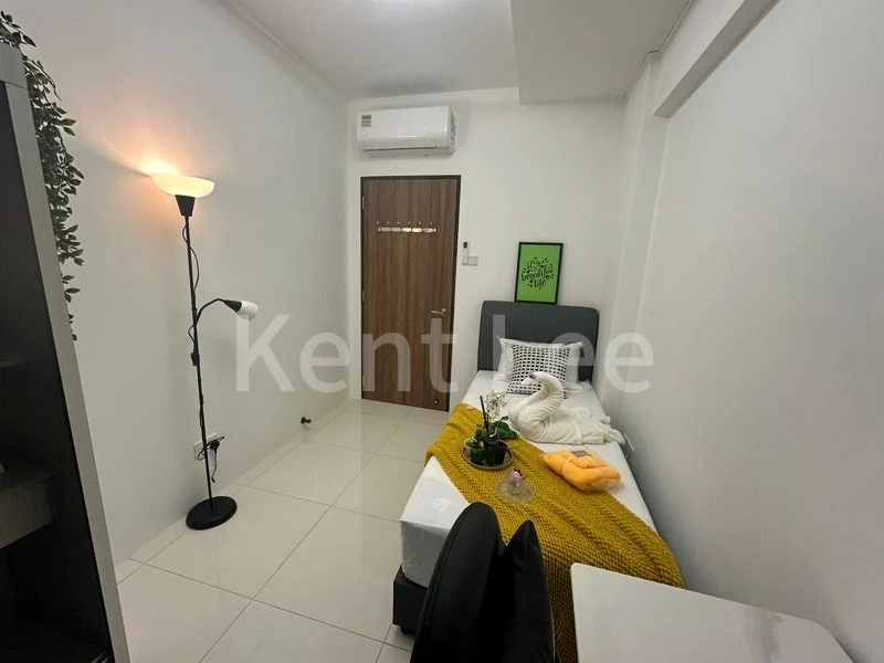 Common Room (Condo) for Rent in  Elias Green - Image 4