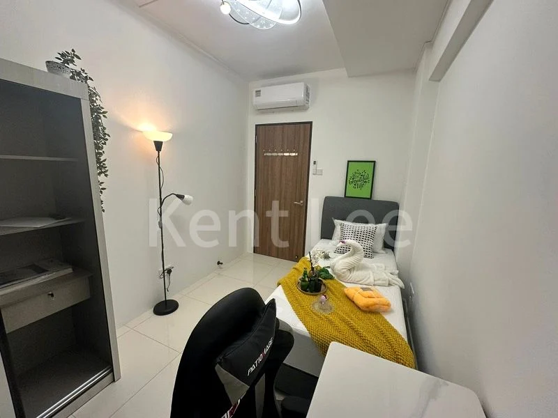 Common Room (Condo) for Rent in  Elias Green - Image 3