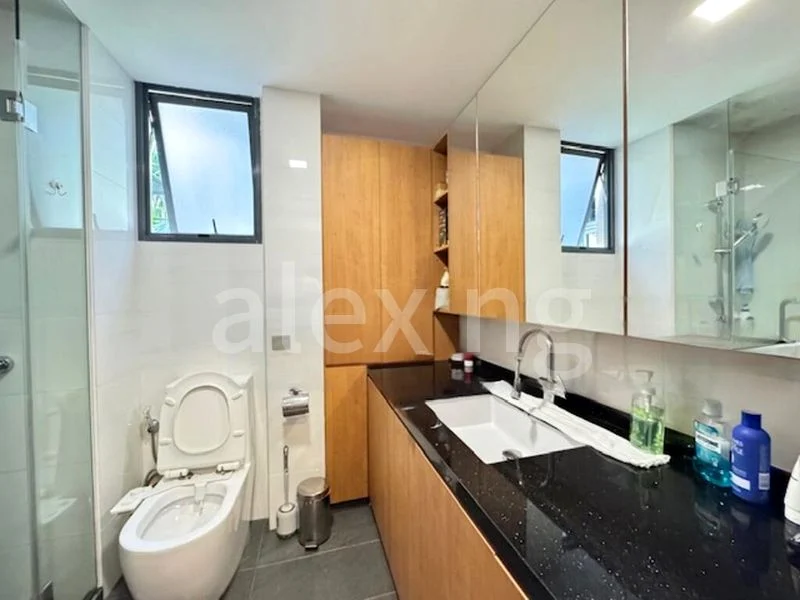 3 Bed Condo for Sale in Carissa Park Condominium - Image 8