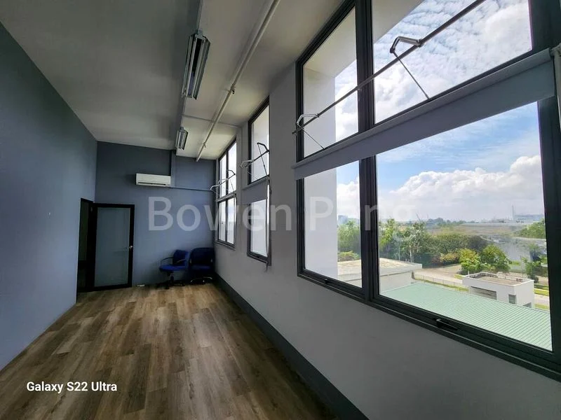 Light Industrial (B1) for Rent: The Westcom - Image 1