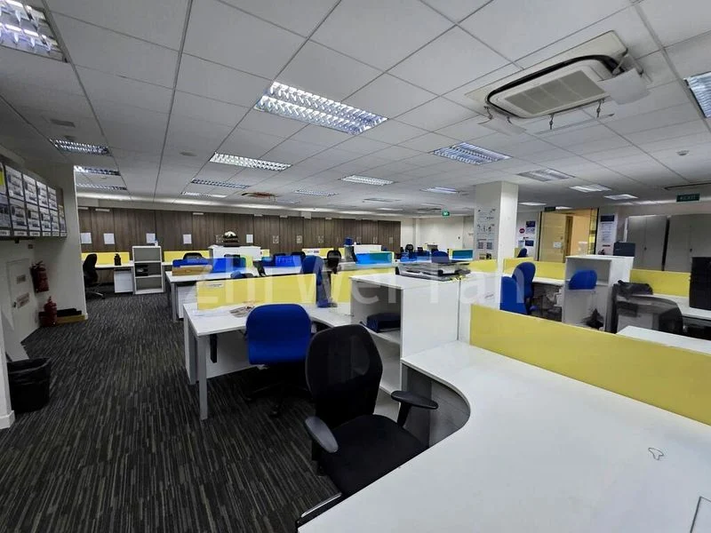 Warehouse for Rent: Flexible, Move-In Ready Office at 23 Gul Road - Image 3