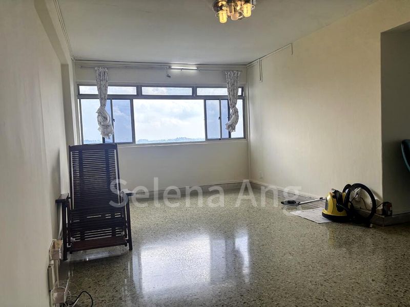 5 Room (5STD) HDB for Sale in  21 Holland Drive - Image 2