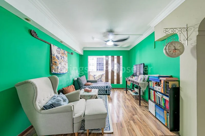 Jumbo HDB for Sale in 419 Woodlands Street 41 - Image 5