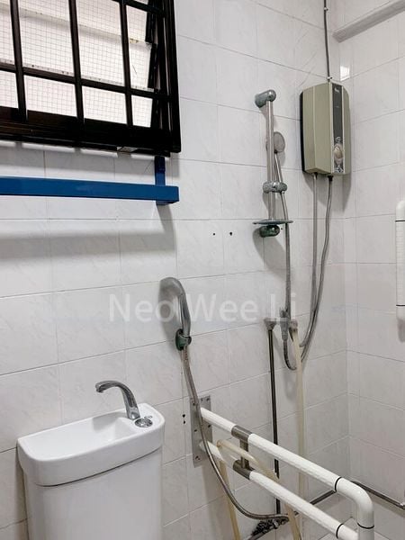 Common Room (HDB) for Rent in  891B Woodlands Drive 50 - Image 6