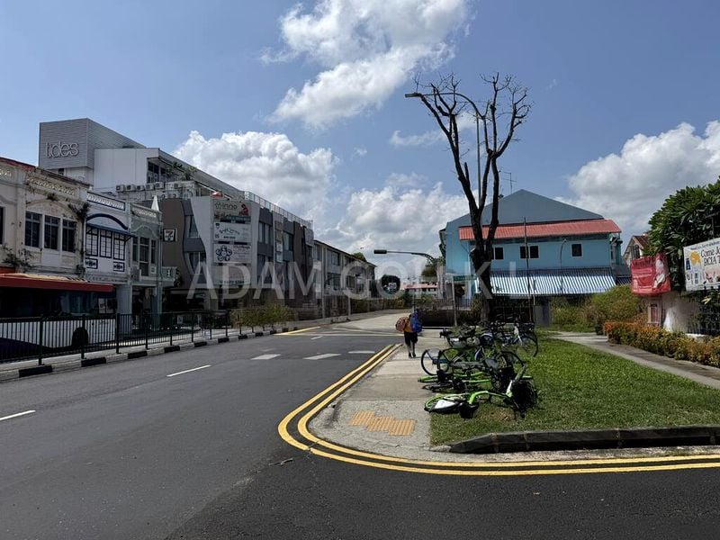 Shop / Shophouse for Rent: East Coast Road - Image 3