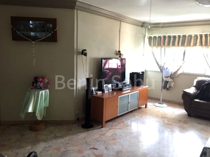 Common Room (HDB) for Rent in  215 Serangoon Avenue 4 - Image 2