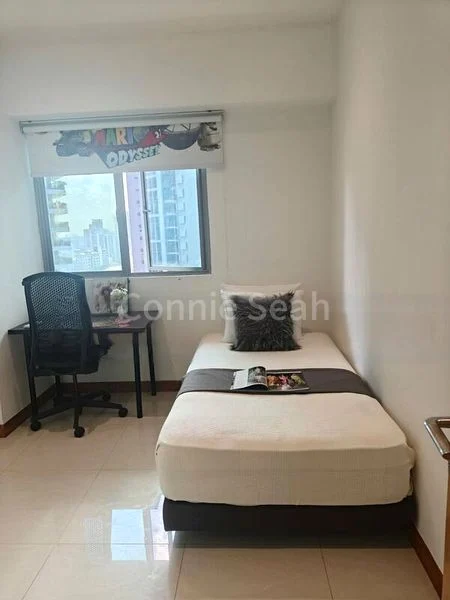 Room (Condo) for Rent in Newton 21 - Image 3