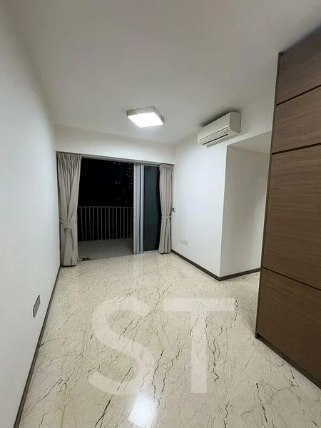 3 Bed Condo for Rent in  Queens Peak - Image 3